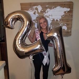 Meet your Posher, Brooke